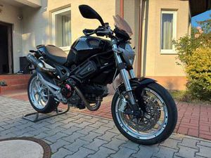 DUCATI MONSTER 1100 ZWART