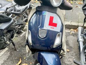 PIAGGIO, VESPA, 2009, 124 (CC)