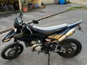 YAMAHA WR125X