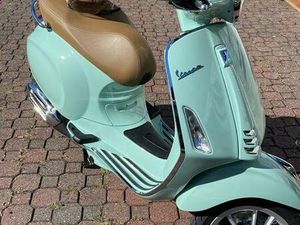 VESPA PRIMAVERA 50 | MINT