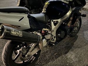 HONDA CBR 900 FIREBLADE | EXCELENTE ESTADO | TODA ORIGINAL BACELO E SENHORA DA SAÚDE