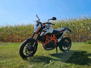 KTM DUKE 690R