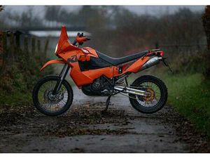 KTM 950 ADVENTURE S