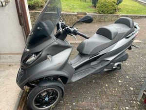 PIAGGIO MP3 300 SPORT