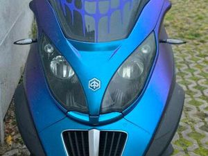 PIAGGIO MP3 400 MIT VIEL ZUBEHÖR