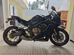 VENDO HONDA CBR 650R FERNÃO FERRO