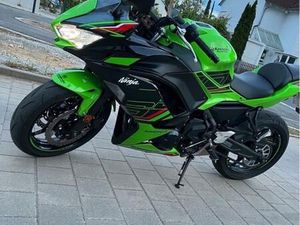 KAWASAKI NINJA 650