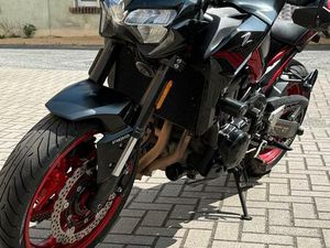 KAWASAKI Z900