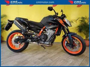 KTM 890 DUKE