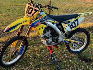 SUZUKI RMZ 250 BJ. 2013 MOTOCROSS
