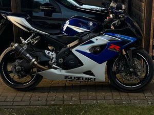 SUZUKI GSXR 1000 K6