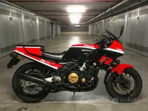YAMAHA FZ 750 - 1985