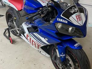 YAMAHA R1 (RN19) „ROSSI-EDITION“