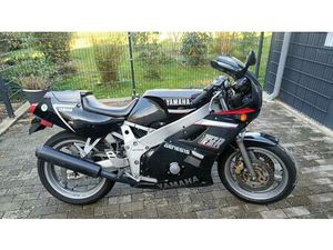 YAMAHA FZR 400