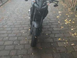 YAMAHA MT125