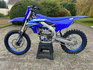 YAMAHA YAMAHA YZ250F 2025, NUR 32 BH, TOP ZUSTAND