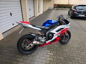YAMAHA R6 RJ11 2007