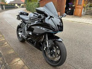 YAMAHA YZF R7 MIT IXIL SPORTAUSPUFF (A2 DROSSELUNG)