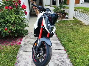 HONDA CB750 HORNET BJ23 ERSTBESITZ, TOP GEPFLEGT, TOP AUSSTATTUNG