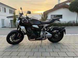 MOTORRAD NAKED BIKE HONDA CB 1000R