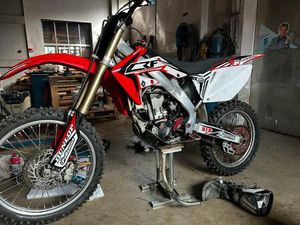 HONDA CRF 250 R
