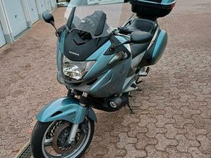 HONDA DEAUVILLE NT 700