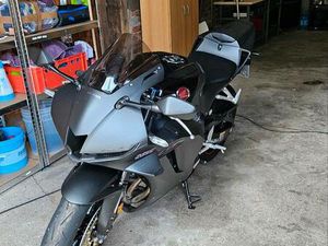 HONDA CBR600RR PC69, MIT GARANTIE BIS 2029