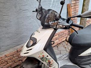 PIAGGIO TPH 125