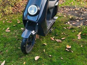 NIU N-GT ELEKTRO ROLLER 80KM/H