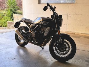 BRIXTON CROSSFIRE 500X 06/2021 3050KM