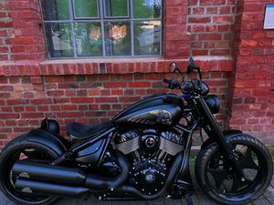 INDIAN CHIEF DARK HORSE
