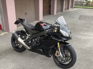 APRILIA RSV4 APRC CANTON GRISONS -