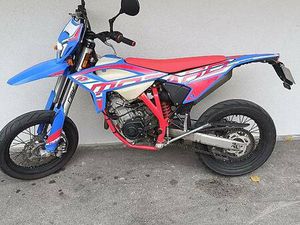 BETA RR 125 4T CANTON GRISONS -