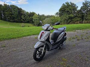 PIAGGIO MEDLEY S 125 CCM CANTON SAINT-GALL -