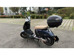 SCOOTER ÉLECTRIQUE 45 KM/H