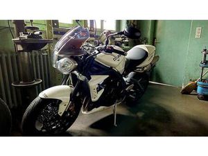 TRIUMPH STREET TRIPLE R
