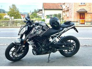 KTM DUKE 390 (2023) CANTON SAINT-GALL -