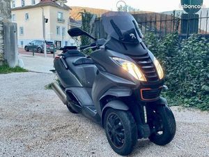 SCOOTER 3 ROUES PEUGEOT MÉTROPOLIS 400 RS