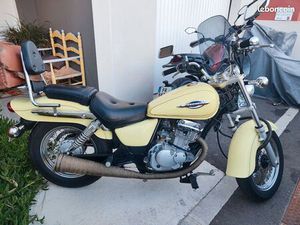 SUZUKI 125 MARAUDEUR