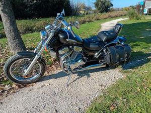 SUZUKI VS 1400 - 1998