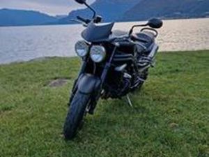 TRIUMPH SPEED TRIPLE 1050 - 2010
