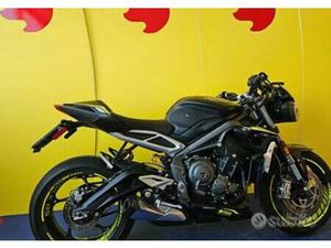 TRIUMPH STREET TRIPLE RS 2020