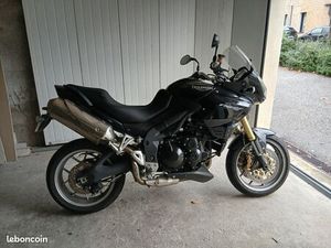VENTE MOTO TRIUMPH 1050 TIGER