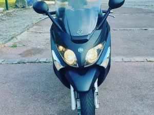 PIAGGIO X-EVO 125