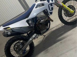 250 HUSQVARNA 4T