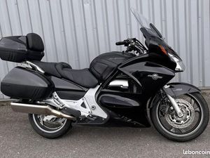 HONDA ST1300 PAN-EUROPEAN GPS 1100 CM3