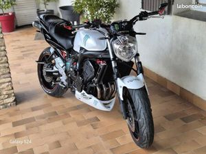 YAMAHA FZ6 S2