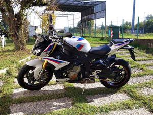 BMW S 1000 R HP BIANCO