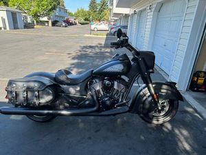 2021 INDIAN DARK HORSE