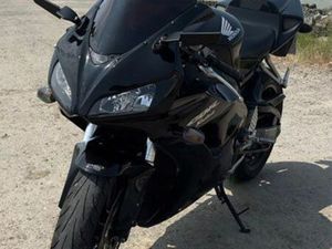 HONDA CBR 1000 RR
